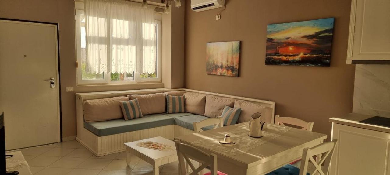 Vila 15 Bougainville Sarande Luaran gambar