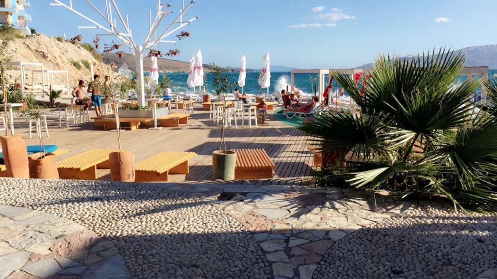 Vila 15 Bougainville Sarande Luaran gambar
