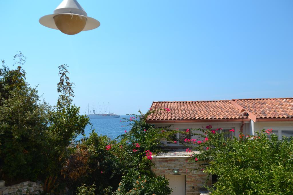 Vila 15 Bougainville Sarande Luaran gambar